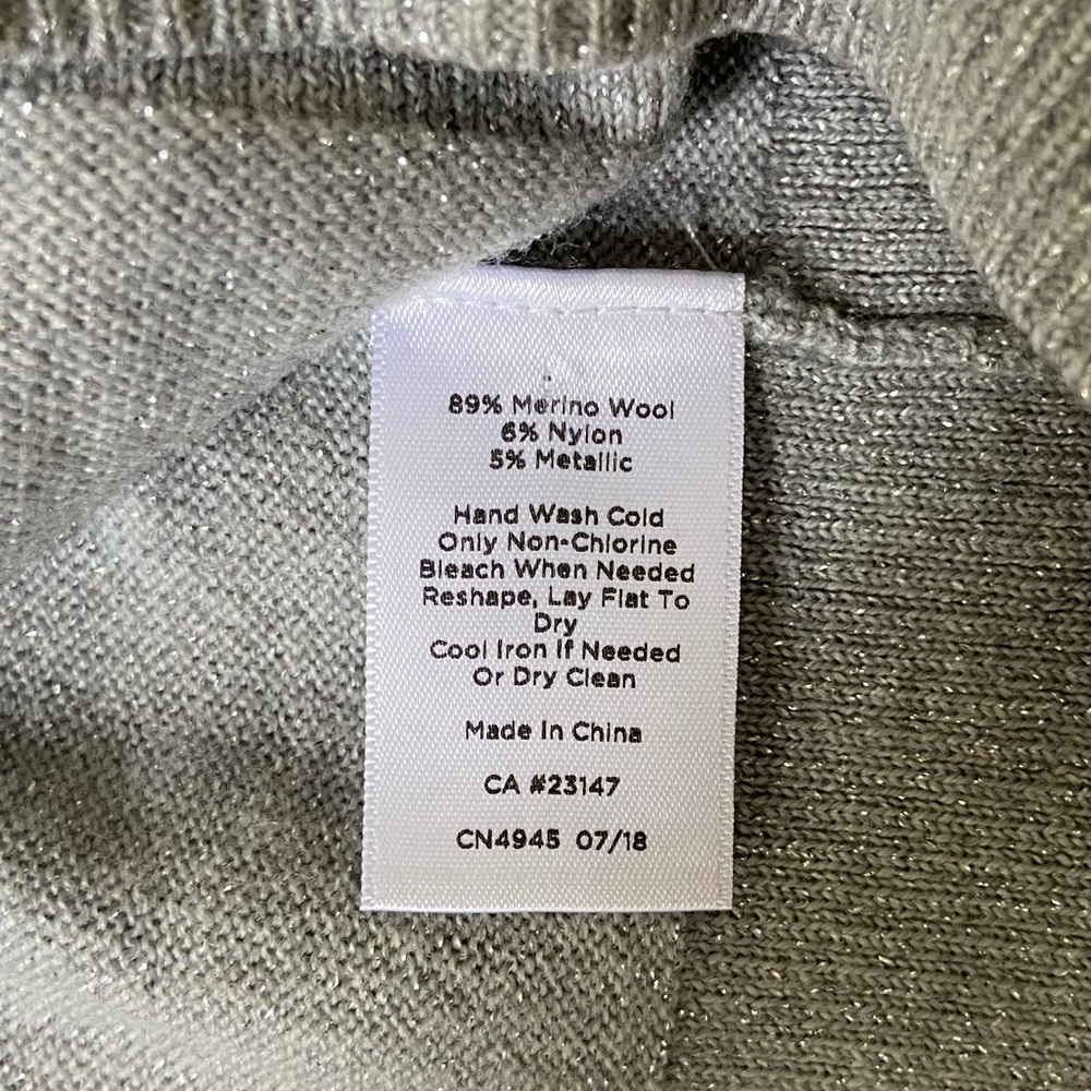Talbots Merino Wool Turtleneck Sweater, Silver, Size M - Picture 5 of 6